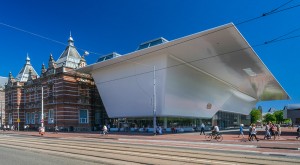 Stedelijk Museum - view of the original building (A.W. Weissman, 1895) and new building designed by Benthem Crouwel Architects. Photo: John Lewis Marshall